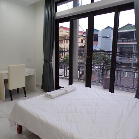 Ananta Aster Daire Phnom Penh Dış mekan fotoğraf