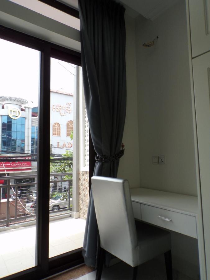 Ananta Aster Daire Phnom Penh Dış mekan fotoğraf