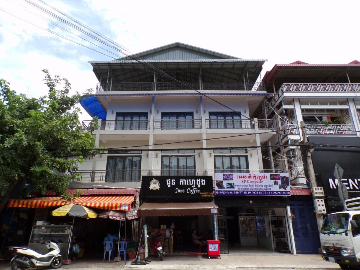 Ananta Aster Daire Phnom Penh Dış mekan fotoğraf