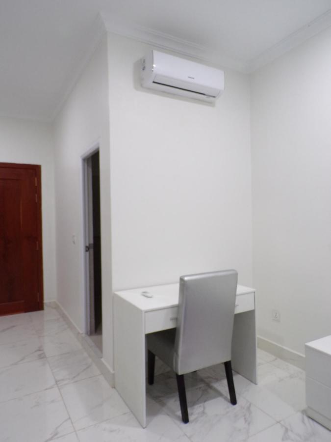 Ananta Aster Daire Phnom Penh Dış mekan fotoğraf