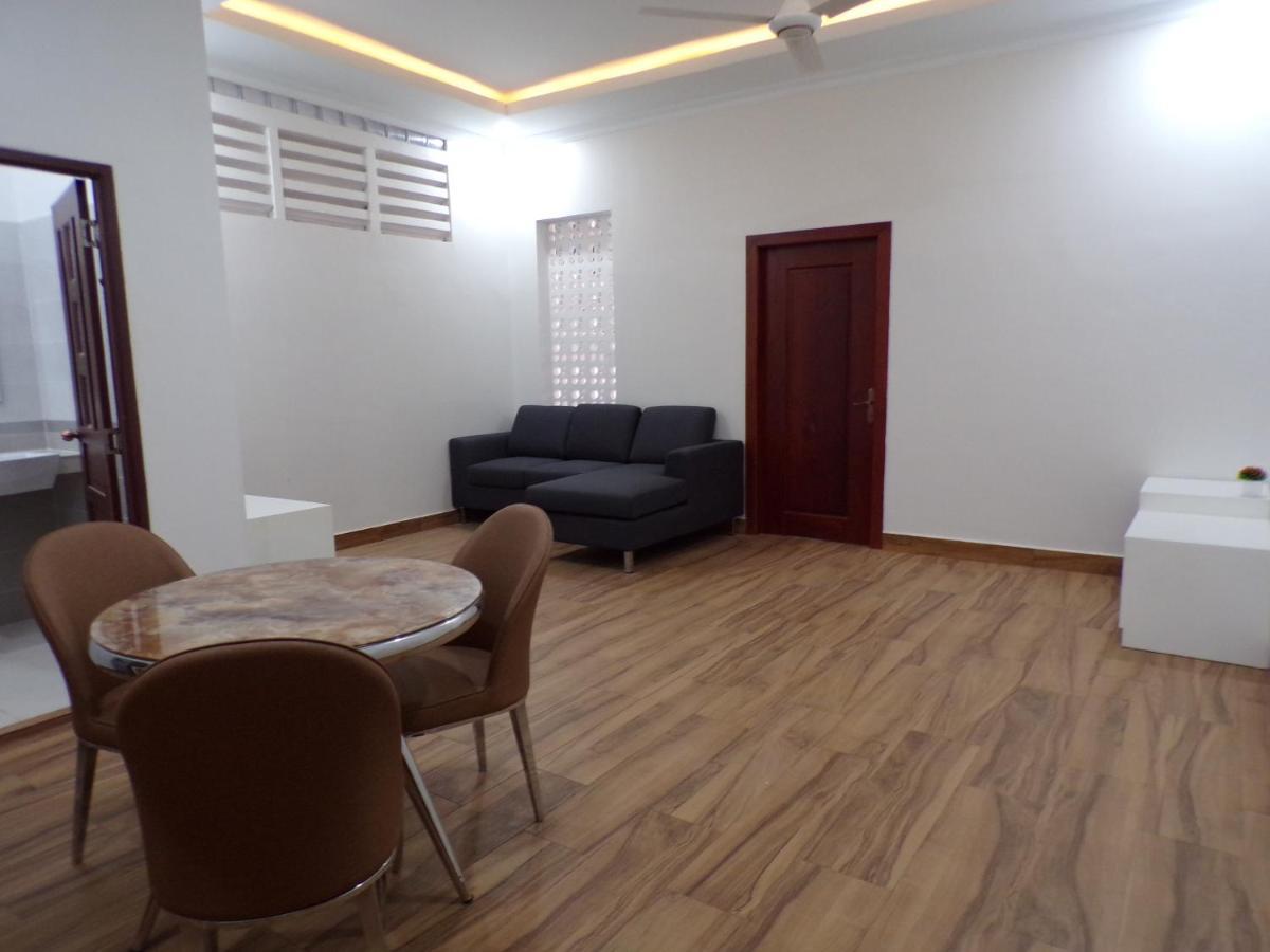 Ananta Aster Daire Phnom Penh Dış mekan fotoğraf