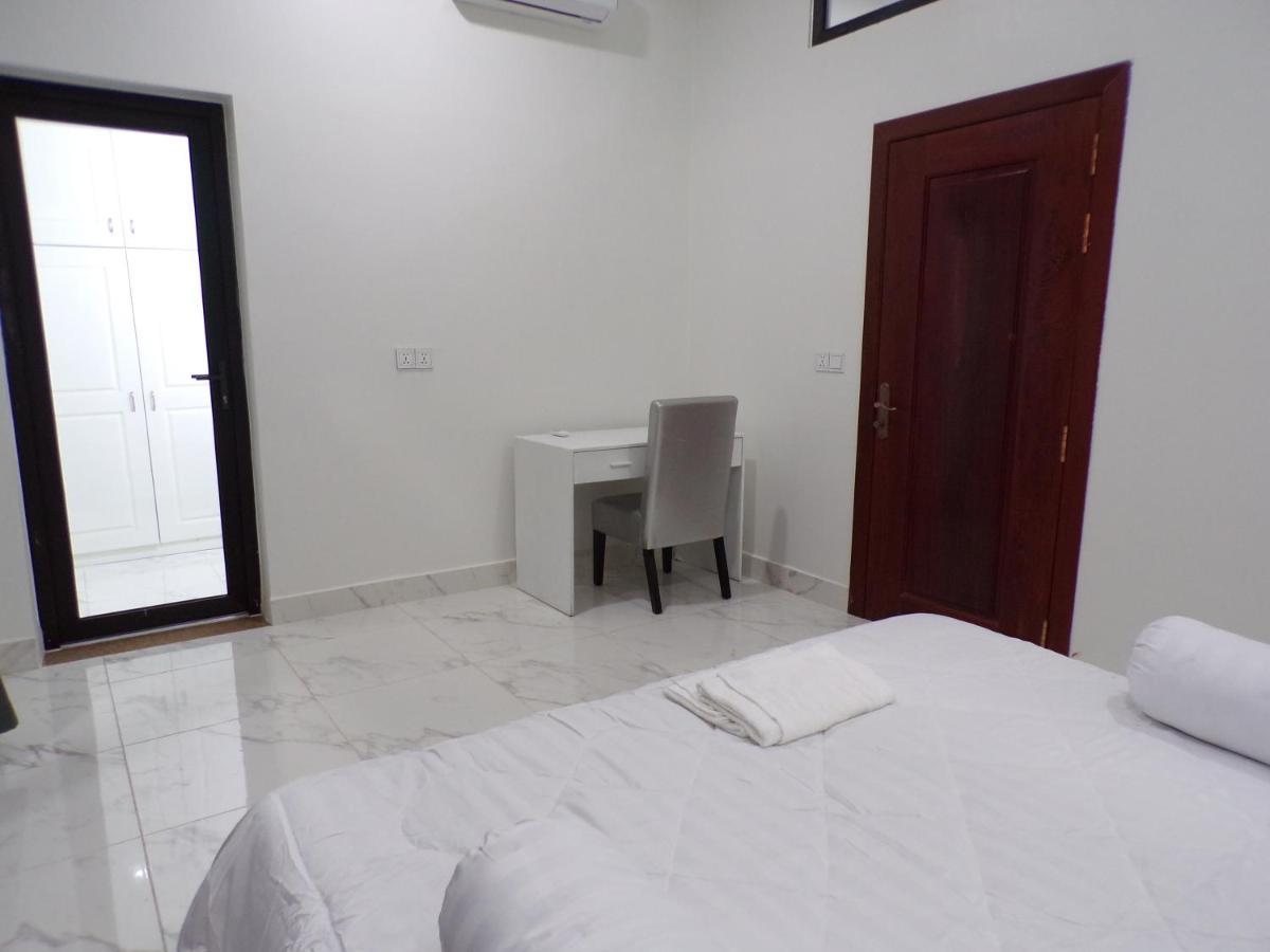 Ananta Aster Daire Phnom Penh Dış mekan fotoğraf