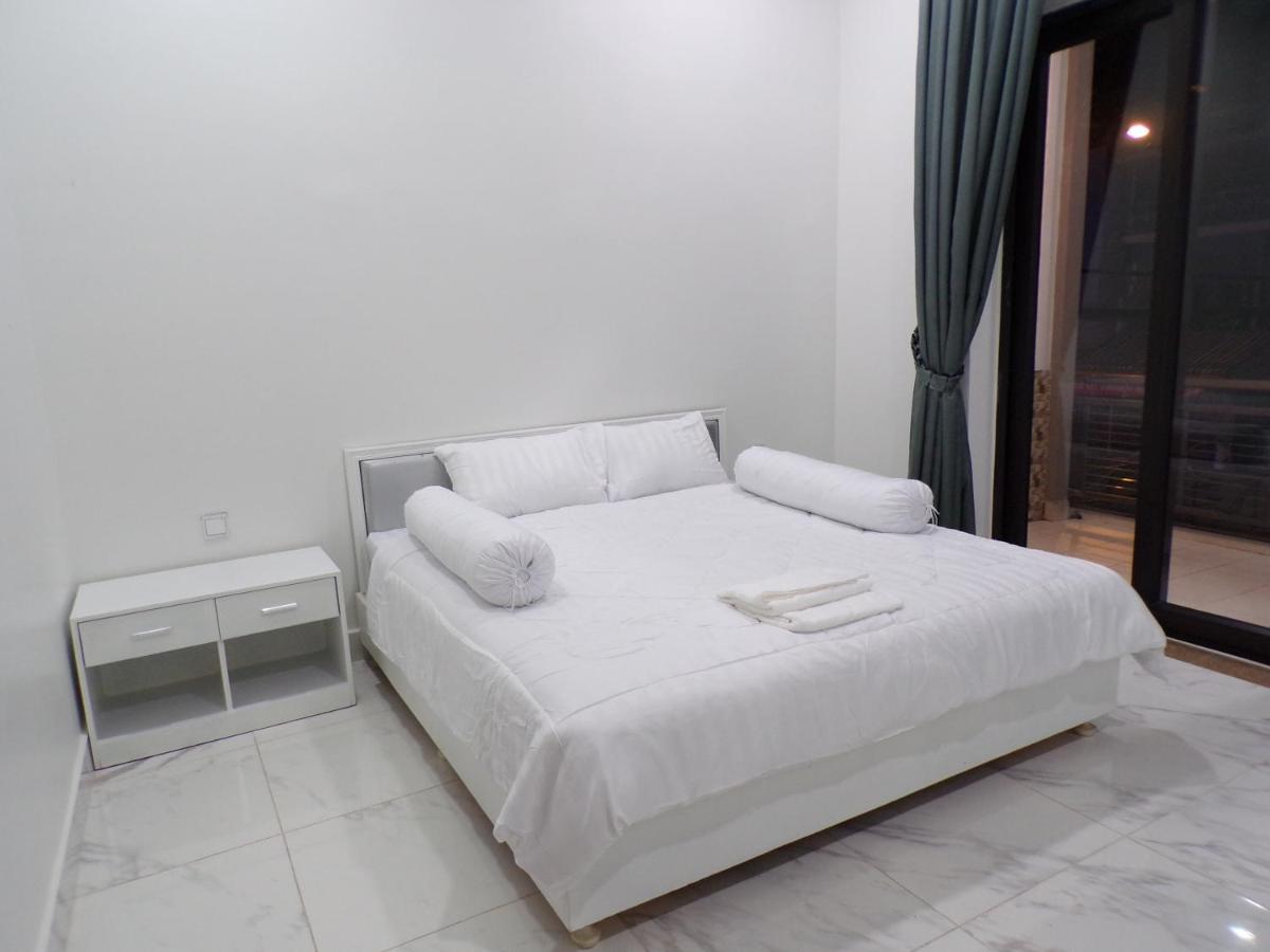 Ananta Aster Daire Phnom Penh Dış mekan fotoğraf