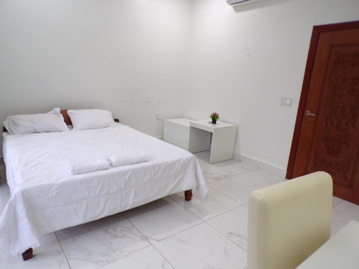 Ananta Aster Daire Phnom Penh Dış mekan fotoğraf